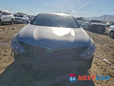 Piąte zdjęcie samochodu w środku: 2015 HYUNDAI SONATA HYBRID BASE VIN:KMHEC4A46FA121202 - miniatura