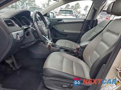 Zdjęcie 7 z 11 samochodu: 2016 VOLKSWAGEN JETTA HYBRID VIN:3VW637AJ7GM237476 - miniatura