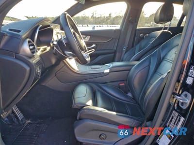 Zdjęcie 7 z 13 samochodu: 2021 MERCEDES-BENZ GLC COUPE 63 S 4MATIC AMG VIN:W1N0J8KB8MF944554 - miniatura