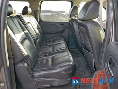 Zdjęcie 11 z 13 samochodu: 2008 CHEVROLET SUBURBAN K1500 LS VIN:1GNFK16358J159346 - miniatura