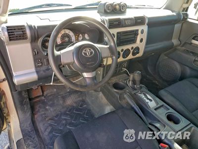 Zdjęcie 8 z 14 samochodu: 2008 TOYOTA FJ CRUISER VIN:JTEBU11F48K014145 - miniatura
