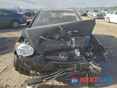 Piąte zdjęcie samochodu w środku: 2010 HYUNDAI ACCENT GS VIN:KMHCM3AC1AU158302 - miniatura