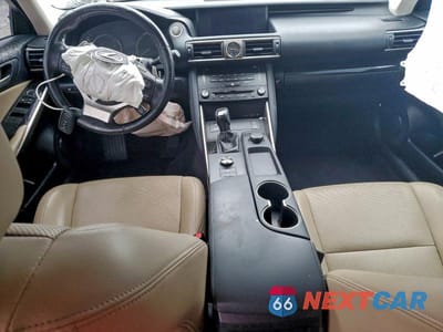 Zdjęcie 8 z 12 samochodu: 2017 LEXUS IS 300 BASE VIN:JTHCM1D27H5016941 - miniatura