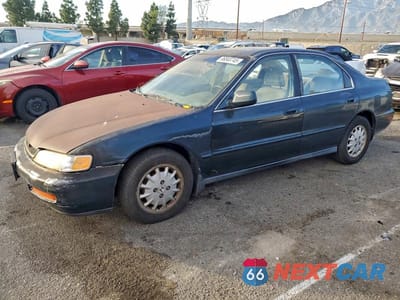1996 HONDA ACCORD EX 1HGCD5658TA029778 - główne zdjęcie licytacji z USA - miniatura