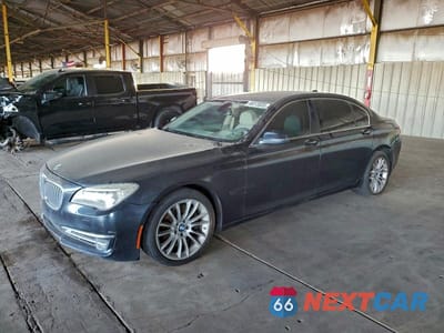 2013 BMW 750 LXI WBAYF8C59DD140065 - główne zdjęcie licytacji z USA - miniatura
