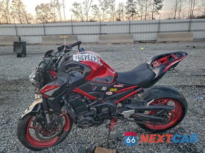 Trzecie zdjęcie samochodu z tyłu: 2024 KAWASAKI ZR900 F VIN:ML5ZRDF11RDA68038 - miniatura