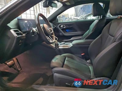 Zdjęcie 7 z 12 samochodu: 2025 BMW M240XI VIN:3MW53CM06S8E94086 - miniatura
