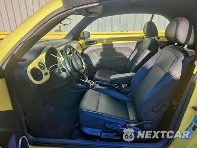 Zdjęcie 7 z 14 samochodu: 2014 VOLKSWAGEN BEETLE VIN:3VW5X7AT9EM805449 - miniatura