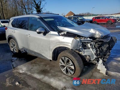 Czwarte zdjęcie samochodu z boku: 2021 NISSAN ROGUE SV VIN:JN8AT3BB9MW225133 - miniatura