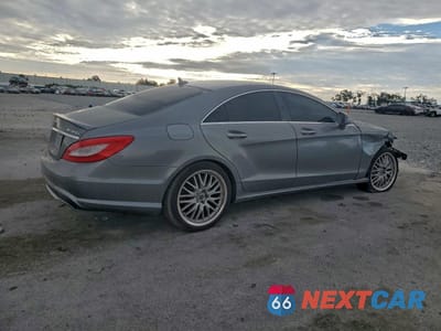 Trzecie zdjęcie samochodu z tyłu: 2013 MERCEDES-BENZ CLS 550 VIN:WDDLJ7DB0DA061143 - miniatura