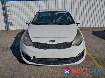 Piąte zdjęcie samochodu w środku: 2016 KIA RIO LX VIN:KNADM4A3XG6554334 - miniatura