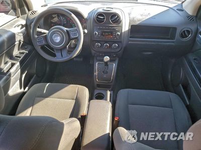 Zdjęcie 8 z 13 samochodu: 2013 JEEP COMPASS SPORT VIN:1C4NJCBBXDD102763 - miniatura