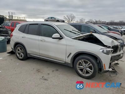 Czwarte zdjęcie samochodu z boku: 2019 BMW X3 XDRIVE30I VIN:5UXTR9C59KLE12516 - miniatura