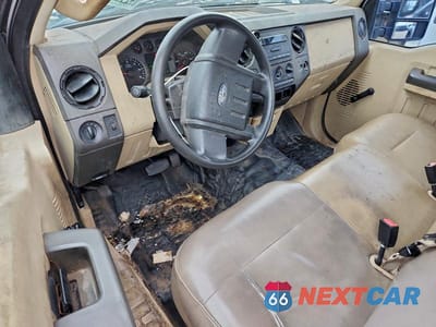 Zdjęcie 8 z 12 samochodu: 2008 FORD F350 UTILITY / SERVICE TRUCK VIN:1FDSF30558EC15436 - miniatura