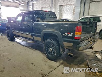 Drugie zdjęcie samochodu z przodu: 2005 GMC SIERRA K2500 HEAVY DUTY VIN:1GTHK23U95F950501 - miniatura