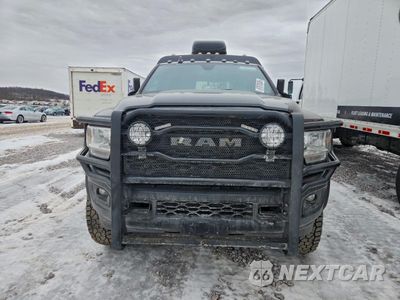 Piąte zdjęcie samochodu w środku: 2022 RAM 5500 VIN:3C7WRNDL5NG213064 - miniatura
