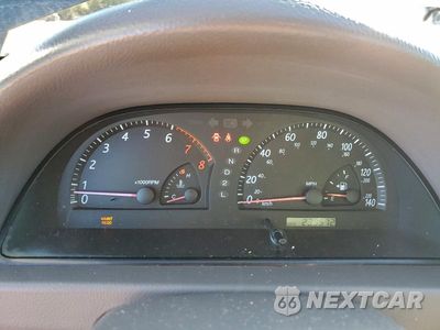 Zdjęcie 9 z 11 samochodu: 2004 TOYOTA CAMRY LE VIN:4T1BE32K44U280672 - miniatura