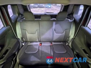 Zdjęcie 10 z 15 samochodu: 2020 JEEP RENEGADE SPORT VIN:ZACNJAAB2LPL15502 - miniatura