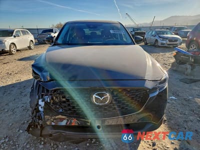 Piąte zdjęcie samochodu w środku: 2025 MAZDA CX-5 PREFERRED VIN:JM3KFBCM7S0711237 - miniatura