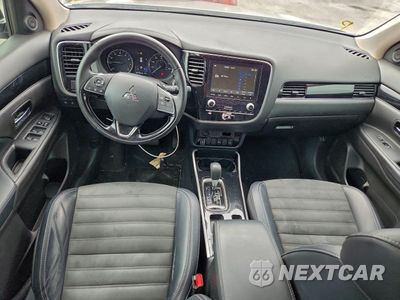 Zdjęcie 8 z 16 samochodu: 2020 MITSUBISHI OUTLANDER SE VIN:JA4AD3A34LZ005277 - miniatura
