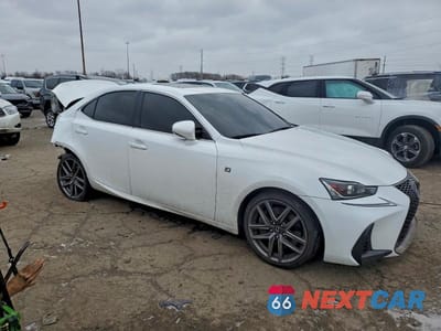 Czwarte zdjęcie samochodu z boku: 2017 LEXUS IS 300 VIN:JTHCM1D28H5018536 - miniatura