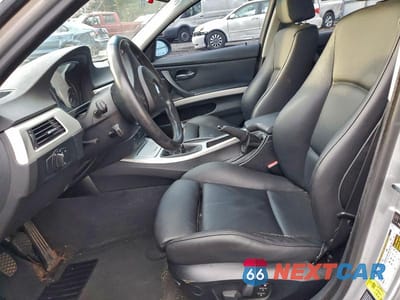 Zdjęcie 7 z 12 samochodu: 2006 BMW 325 I VIN:WBAVB13566PS65418 - miniatura