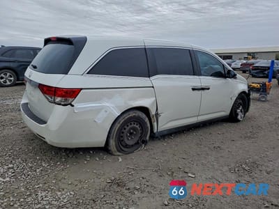 Trzecie zdjęcie samochodu z tyłu: 2015 HONDA ODYSSEY LX VIN:5FNRL5H22FB111077 - miniatura