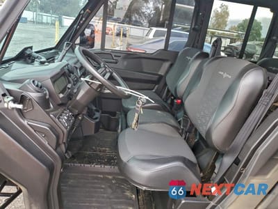 Zdjęcie 8 z 11 samochodu: 2025 CAN-AM DEFENDER MAX LIMITED CAB HD10 VIN:3JBUUAX45SK015662 - miniatura