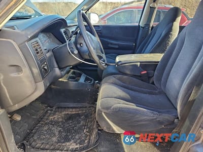 Zdjęcie 7 z 12 samochodu: 2004 DODGE DAKOTA VIN:1D7HG38K64S623273 - miniatura
