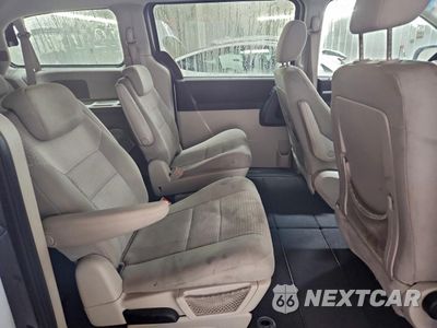 Zdjęcie 11 z 13 samochodu: 2010 DODGE GRAND CARAVAN SE VIN:2D4RN4DE0AR169015 - miniatura