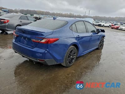 Trzecie zdjęcie samochodu z tyłu: 2025 TOYOTA CAMRY SE VIN:4T1DAACK3SU148331 - miniatura
