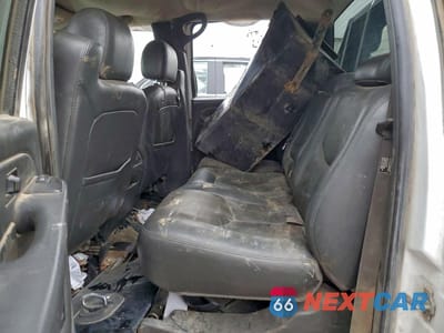 Zdjęcie 10 z 12 samochodu: 2005 CHEVROLET SILVERADO K3500 VIN:1GCJK33275F884925 - miniatura