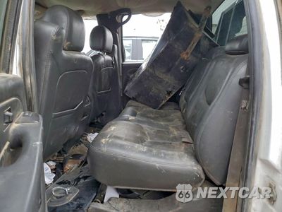 Zdjęcie 10 z 12 samochodu: 2005 CHEVROLET SILVERADO K3500 VIN:1GCJK33275F884925 - miniatura