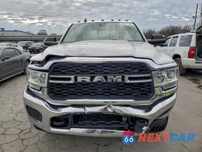 Piąte zdjęcie samochodu w środku: 2020 RAM 2500 TRADESMAN VIN:3C6UR5CL5LG148047 - miniatura