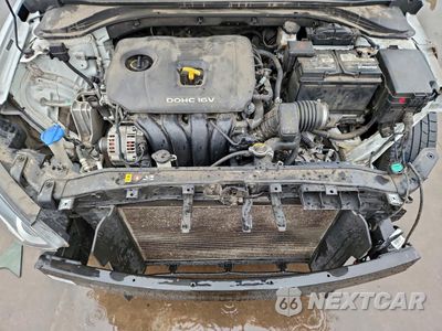 Zdjęcie 11 z 15 samochodu: 2018 HYUNDAI ELANTRA SEL VIN:5NPD84LF4JH277434 - miniatura
