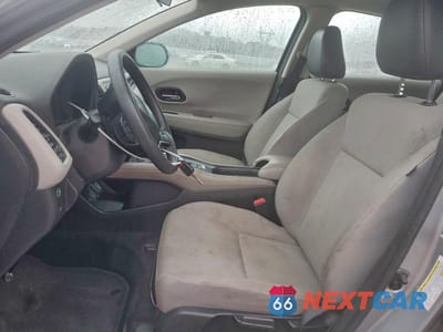 Zdjęcie 7 z 11 samochodu: 2018 HONDA HR-V LX VIN:3CZRU6H34JG710717 - miniatura