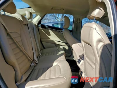 Zdjęcie 10 z 11 samochodu: 2016 FORD FUSION SE VIN:3FA6P0T94GR253077 - miniatura