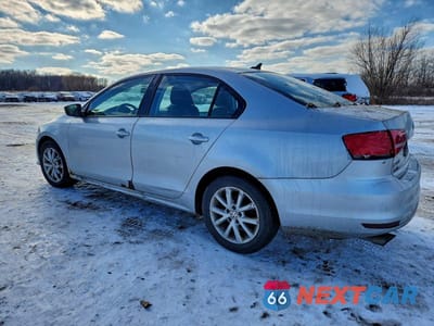 Drugie zdjęcie samochodu z przodu: 2015 VOLKSWAGEN JETTA SE VIN:3VWD17AJ9FM237197 - miniatura