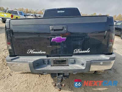 Zdjęcie 6 z 14 samochodu: 2011 CHEVROLET SILVERADO K3500 LTZ VIN:1GC4K1C80BF141329 - miniatura