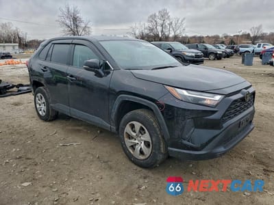 Czwarte zdjęcie samochodu z boku: 2023 TOYOTA RAV4 LE VIN:2T3K1RFVXPW263616 - miniatura