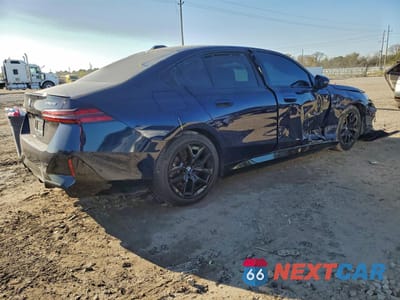 Trzecie zdjęcie samochodu z tyłu: 2026 BMW I5 EDRIVE 40 VIN:WBY63HG01TCV24961 - miniatura