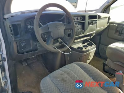 Zdjęcie 8 z 12 samochodu: 2005 CHEVROLET EXPRESS G3500 VIN:1GAHG39U651185266 - miniatura