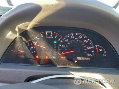 Zdjęcie 9 z 13 samochodu: 2005 TOYOTA CAMRY LE VIN:4T1BE30K35U512408 - miniatura