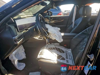 Zdjęcie 7 z 11 samochodu: 2024 BMW 740 I VIN:WBA23EH02RCT03114 - miniatura