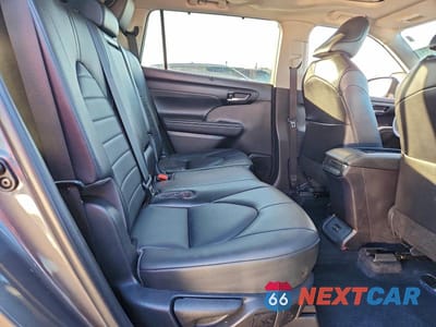 Zdjęcie 11 z 12 samochodu: 2022 TOYOTA HIGHLANDER XLE VIN:5TDGZRBH1NS584585 - miniatura