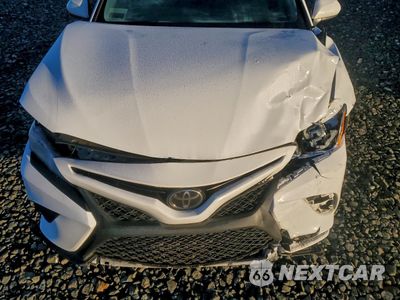 Zdjęcie 11 z 14 samochodu: 2020 TOYOTA CAMRY SE VIN:4T1G11AK1LU393971 - miniatura