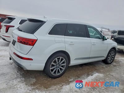 Trzecie zdjęcie samochodu z tyłu: 2019 AUDI Q7 PRESTIGE VIN:WA1VAAF70KD010434 - miniatura