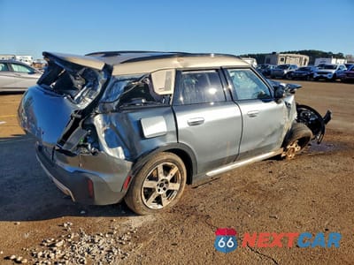 Trzecie zdjęcie samochodu z tyłu: 2025 MINI COUNTRYMAN S ALL4 VIN:WMZ23GA02S7R89565 - miniatura