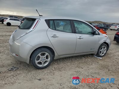 Trzecie zdjęcie samochodu z tyłu: 2014 NISSAN LEAF S VIN:1N4AZ0CP9EC338673 - miniatura