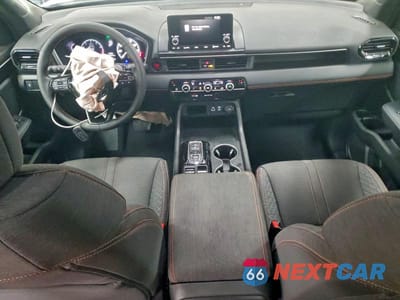 Zdjęcie 8 z 14 samochodu: 2025 HONDA PILOT SPORT VIN:5FNYG1H35SB020039 - miniatura